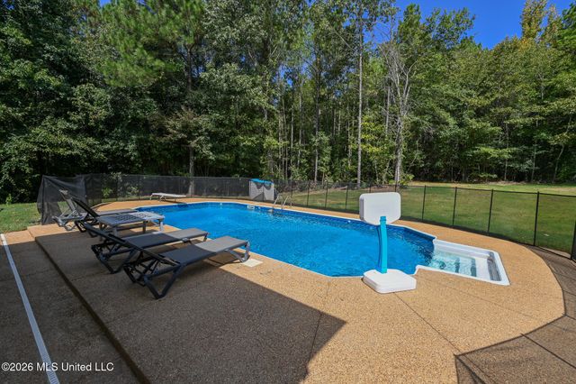 13976 Myers Plantation Road, Byhalia, MS 38611