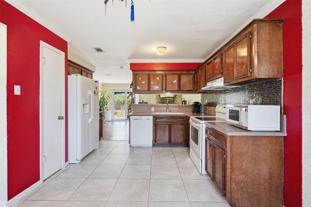 1330 Hitchin Lane, Channelview, TX 77530