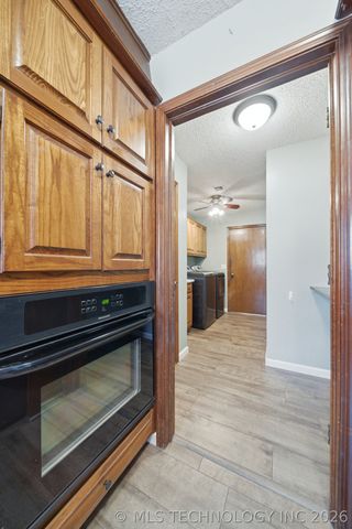 1612 E Reno Street, Broken Arrow, OK 74012