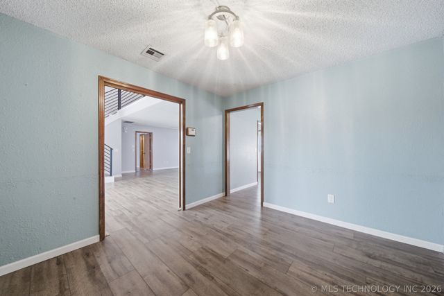 1612 E Reno Street, Broken Arrow, OK 74012