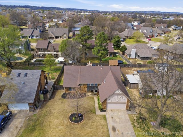 1612 E Reno Street, Broken Arrow, OK 74012