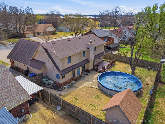 1612 E Reno Street, Broken Arrow, OK 74012