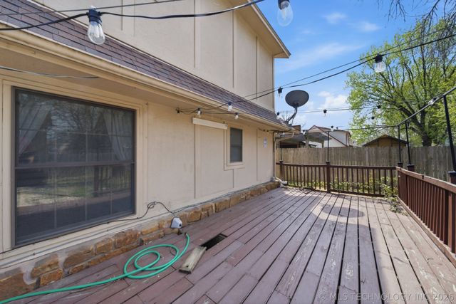 1612 E Reno Street, Broken Arrow, OK 74012