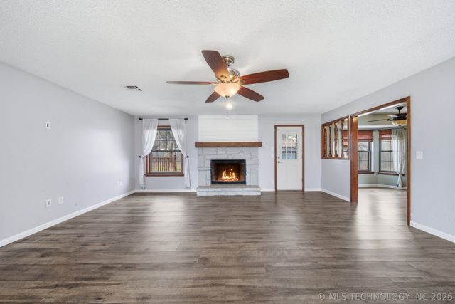 1612 E Reno Street, Broken Arrow, OK 74012