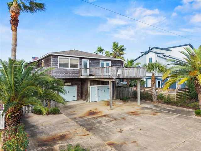 523 Paradise Drive, Galveston, TX 77554