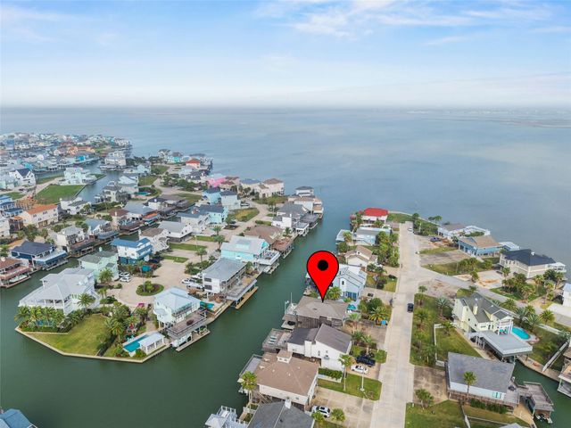 523 Paradise Drive, Galveston, TX 77554