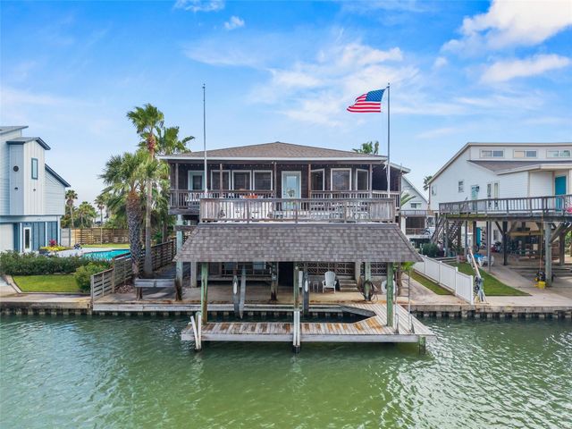 523 Paradise Drive, Galveston, TX 77554
