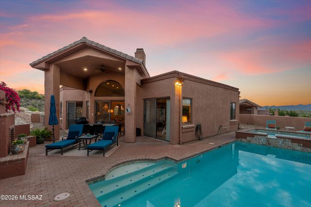 10050 N Alder Spring Drive, Oro Valley, AZ 85737