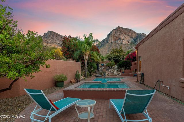 10050 N Alder Spring Drive, Oro Valley, AZ 85737