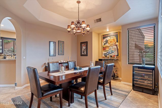 10050 N Alder Spring Drive, Oro Valley, AZ 85737