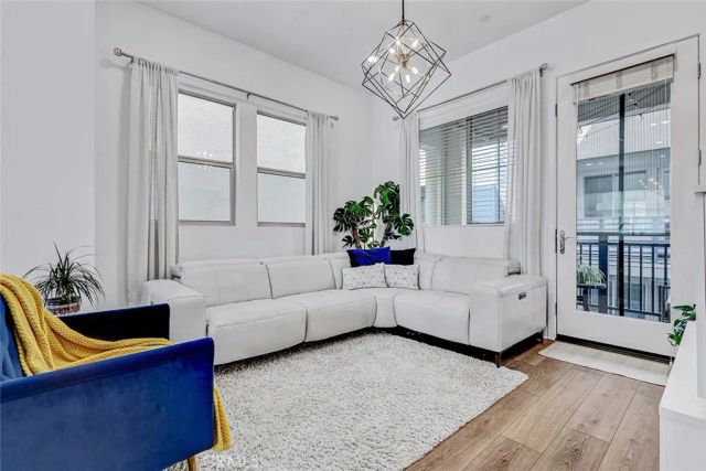 1669 Yorktown, San Pedro, CA 90732