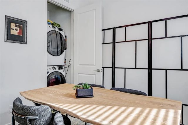 1669 Yorktown, San Pedro, CA 90732