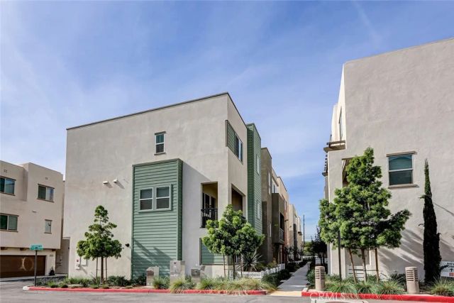 1669 Yorktown, San Pedro, CA 90732