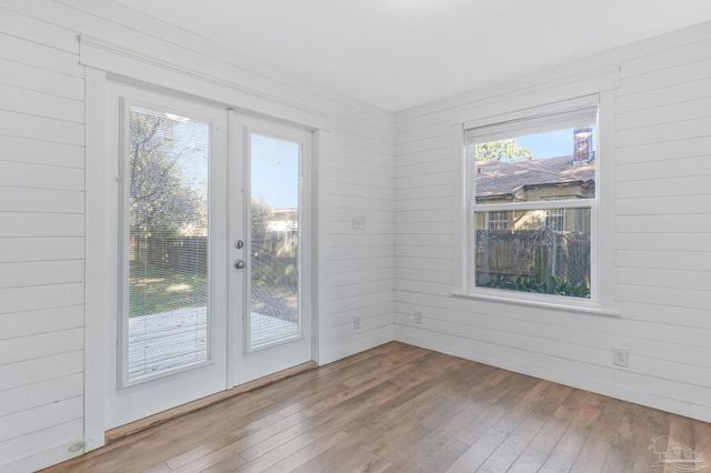 810 W Lakeview Ave, Pensacola, FL 32501