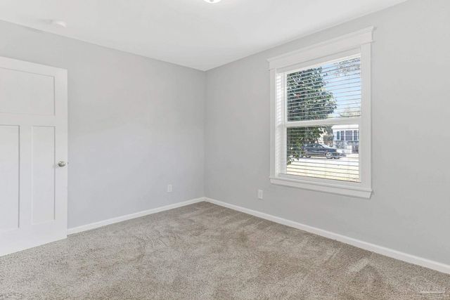 810 W Lakeview Ave, Pensacola, FL 32501