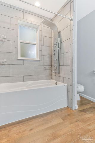 810 W Lakeview Ave, Pensacola, FL 32501