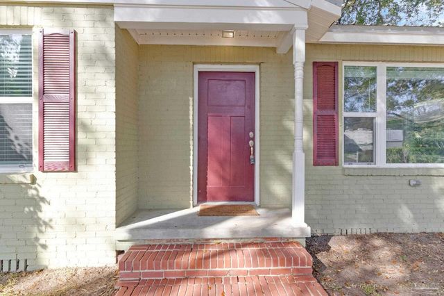 810 W Lakeview Ave, Pensacola, FL 32501