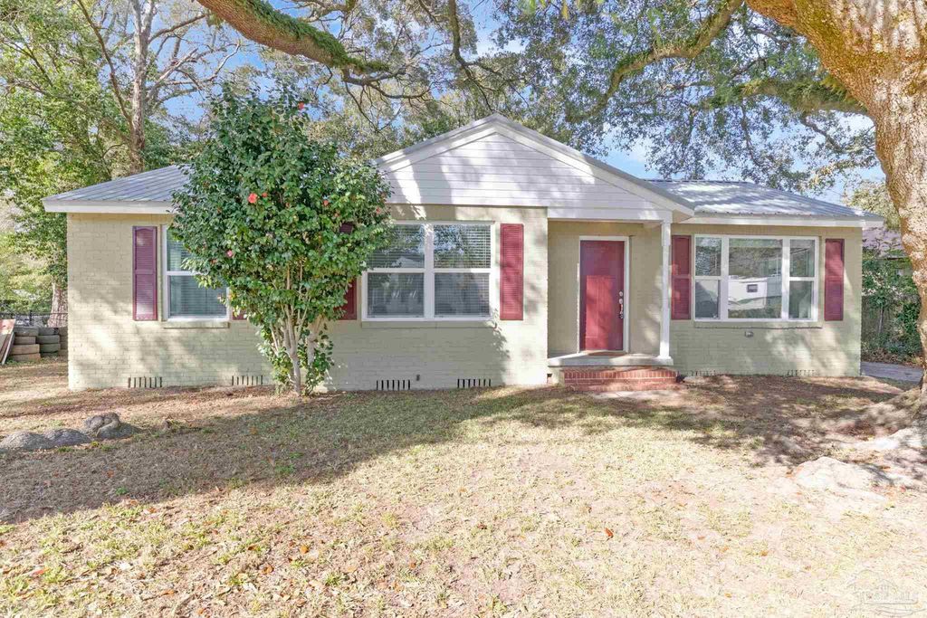 810 W Lakeview Ave, Pensacola, FL 32501