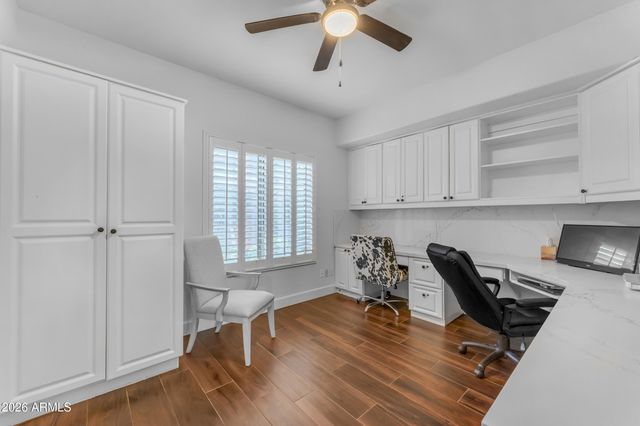 1916 E CLAIRE Drive, Phoenix, AZ 85022