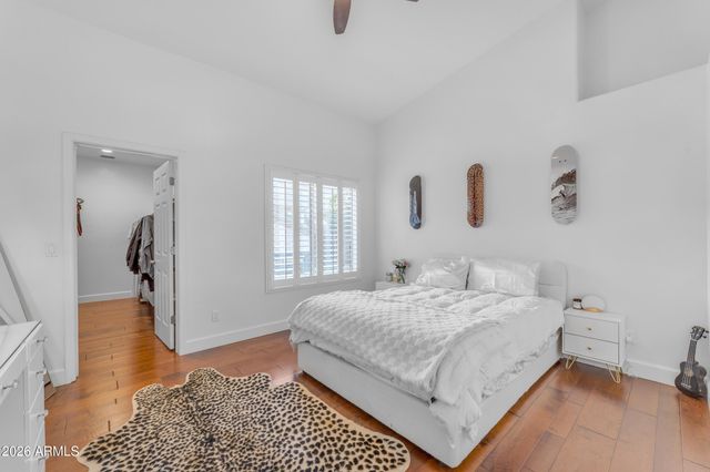 1916 E CLAIRE Drive, Phoenix, AZ 85022