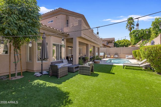 1916 E CLAIRE Drive, Phoenix, AZ 85022