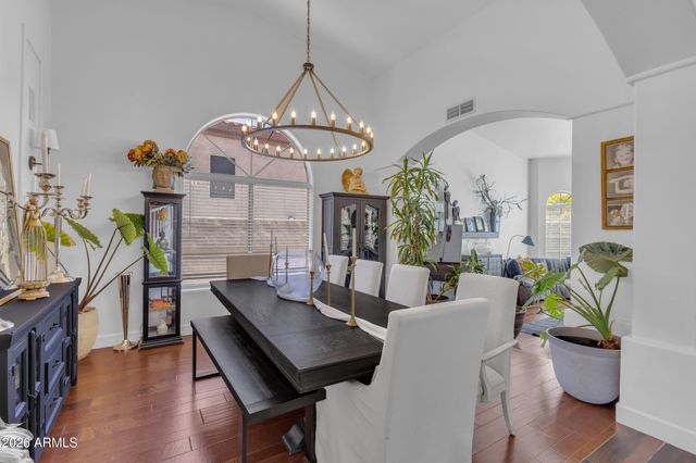 1916 E CLAIRE Drive, Phoenix, AZ 85022