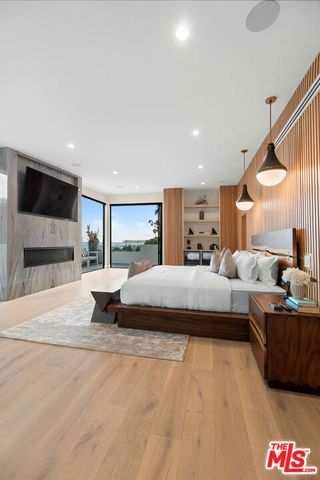 27187 Sea Vista Drive, Malibu, CA 90265