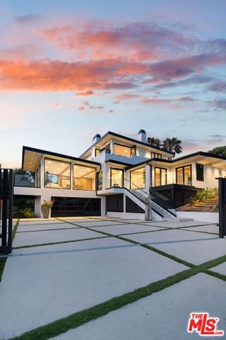 27187 Sea Vista Drive, Malibu, CA 90265