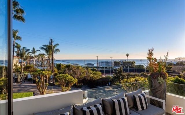 27187 Sea Vista Drive, Malibu, CA 90265