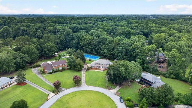 560 Hawthorne Drive, Fayetteville, GA 30214
