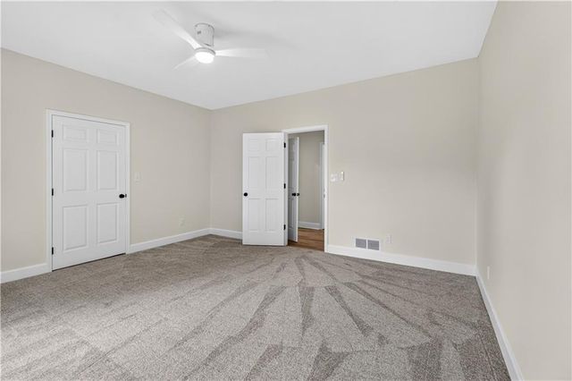 560 Hawthorne Drive, Fayetteville, GA 30214