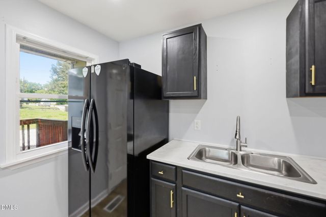 427 N Clark Street, Henderson, NC 27536