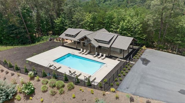 190 Summit View Lane, Ellijay, GA 30540
