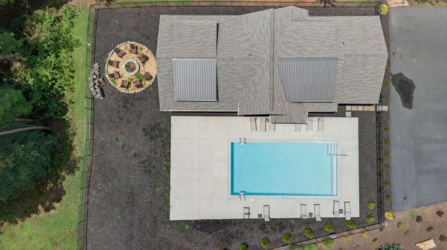 190 Summit View Lane, Ellijay, GA 30540