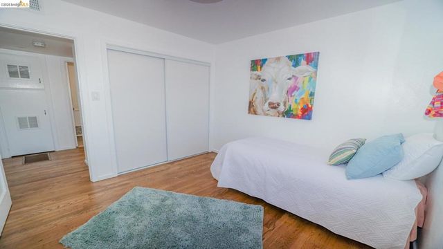 914 Pine ST, Vallejo, CA 94590