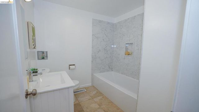 914 Pine ST, Vallejo, CA 94590