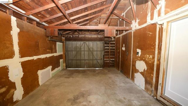 914 Pine ST, Vallejo, CA 94590