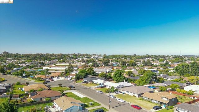 914 Pine ST, Vallejo, CA 94590