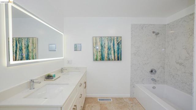 914 Pine ST, Vallejo, CA 94590
