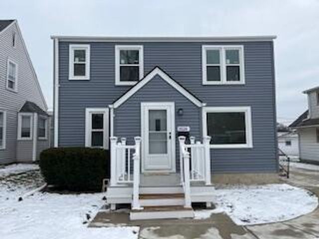 3524 S 45th STREET, Greenfield, WI 53220