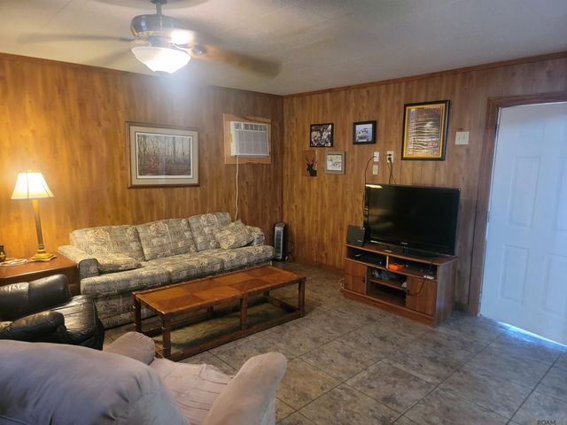 7541 La Hwy 56, Chauvin, LA 70344