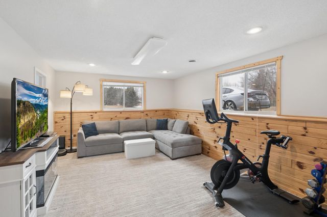 6532 272nd Court, Wyoming, MN 55092