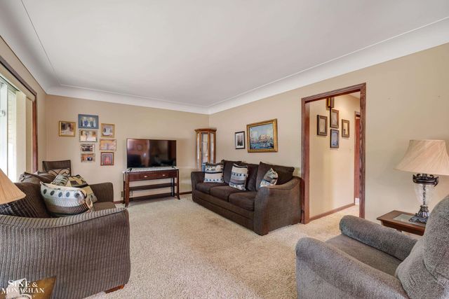 28016 Rockwood Street, Saint Clair Shores, MI 48081