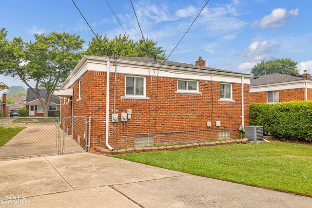 28016 Rockwood Street, Saint Clair Shores, MI 48081
