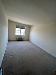 1100 River Road 302, Edgewater, NJ 07020