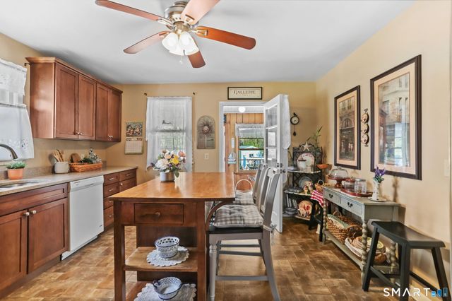 364 Long Hill Avenue, Shelton, CT 06484