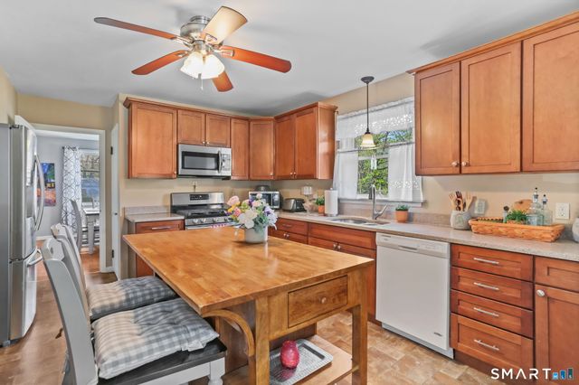 364 Long Hill Avenue, Shelton, CT 06484