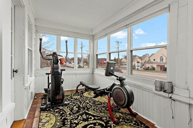 83 Davis Straits, Falmouth, MA 02540