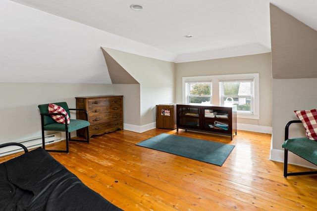 83 Davis Straits, Falmouth, MA 02540