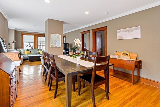 83 Davis Straits, Falmouth, MA 02540